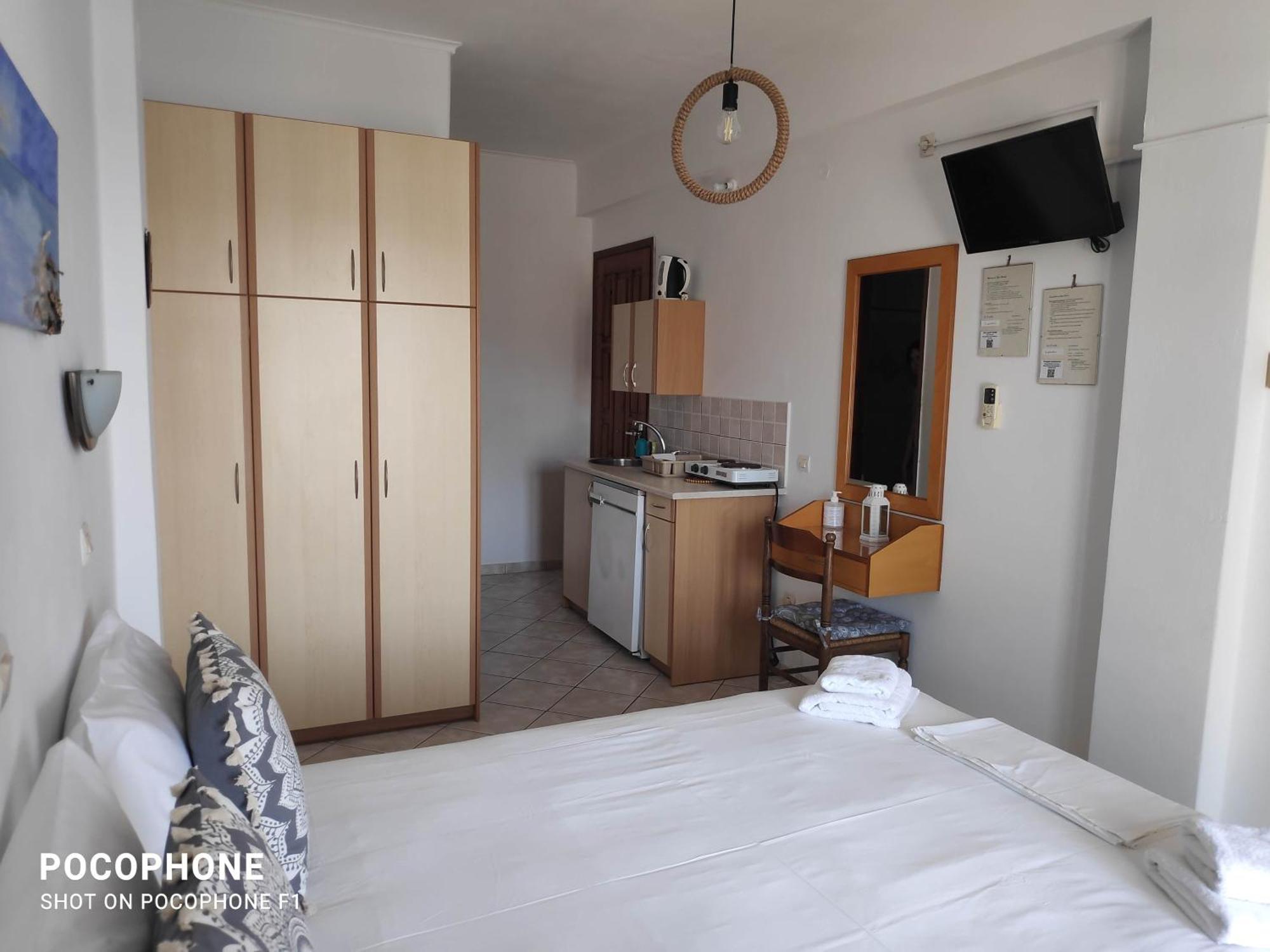 Villa Dora Studios Batsíon Pokoj fotografie